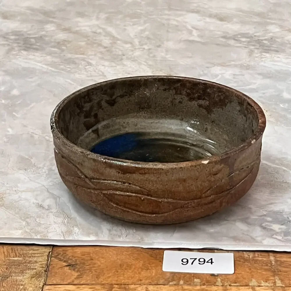 Studio Art Pottery Bowl 6.5